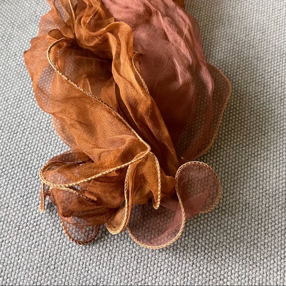Gradient Colour Ruffle Scarf - Picture 2 of 3